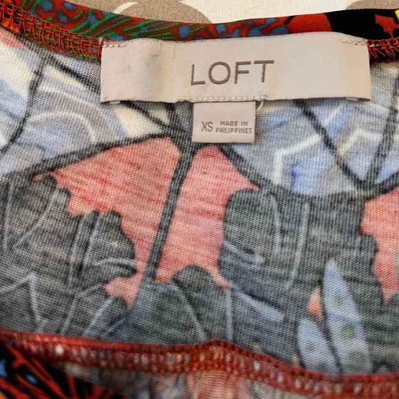LOFT sleeveless tropical print top - Picture 7 of 7